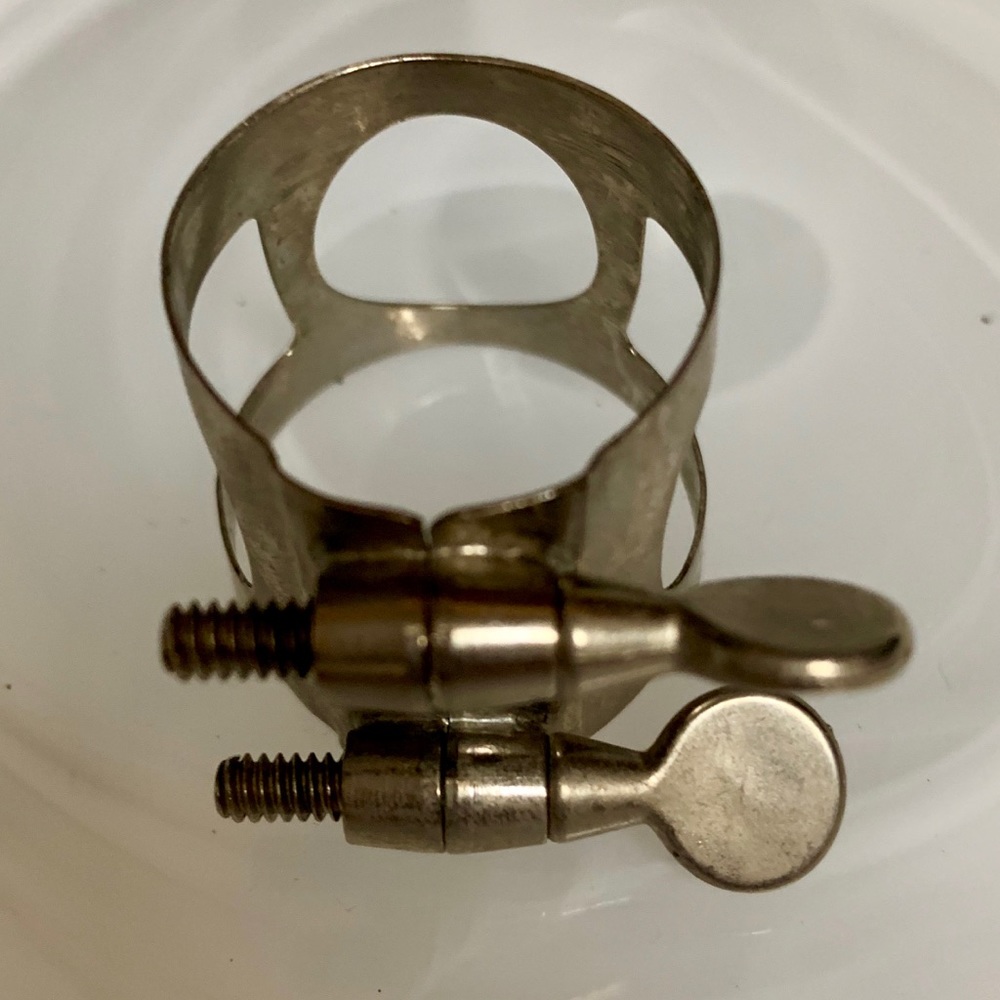 VINTAGE NICKEL CLARINET LIGATURE USED